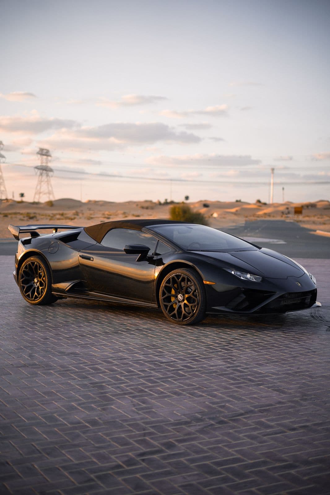 Lamborghini Huracan Evo Spyder 2021 - Image 2