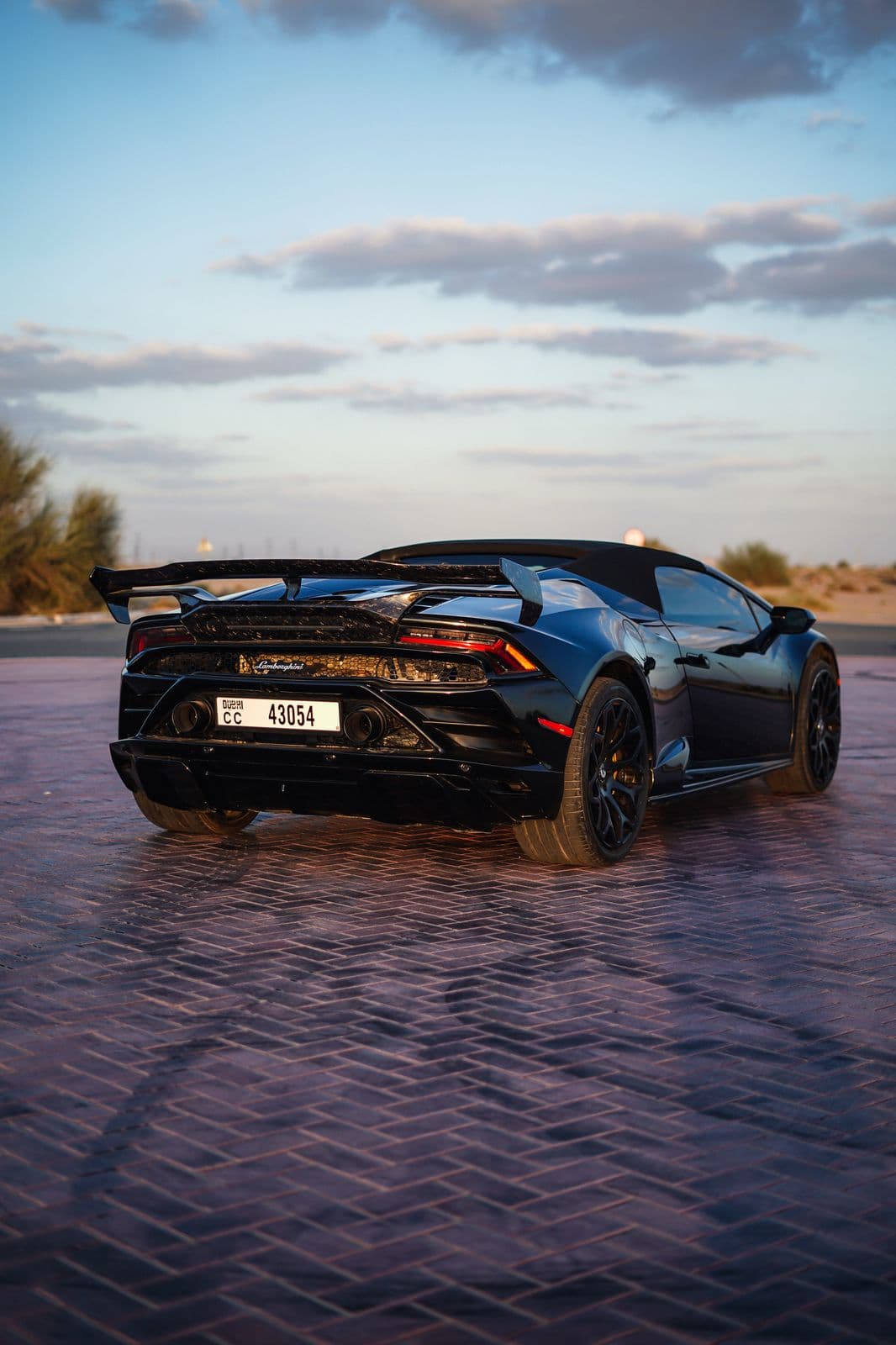 Lamborghini Huracan Evo Spyder 2021 - Image 4
