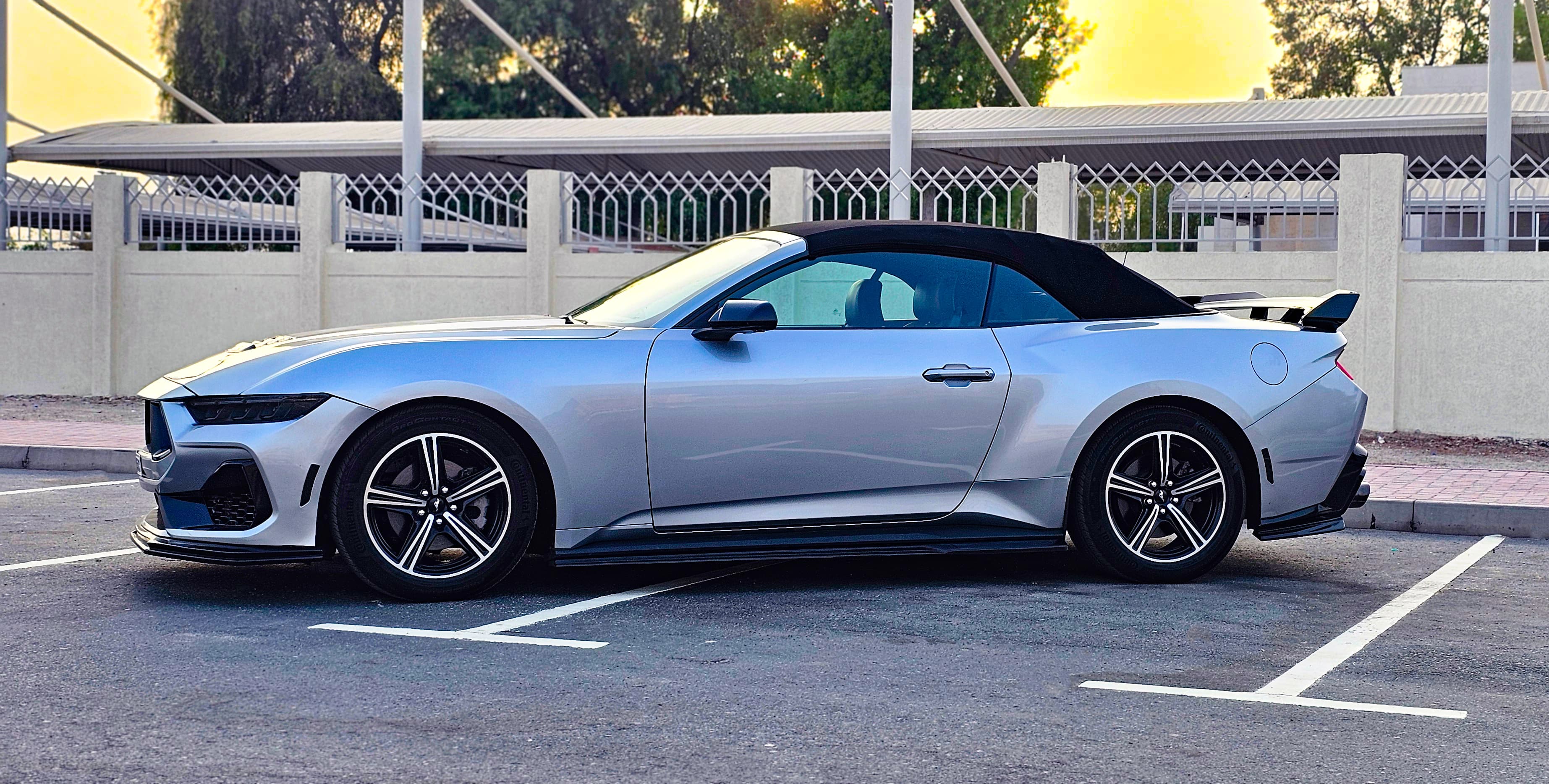 Ford Mustang 2024 - Image 9