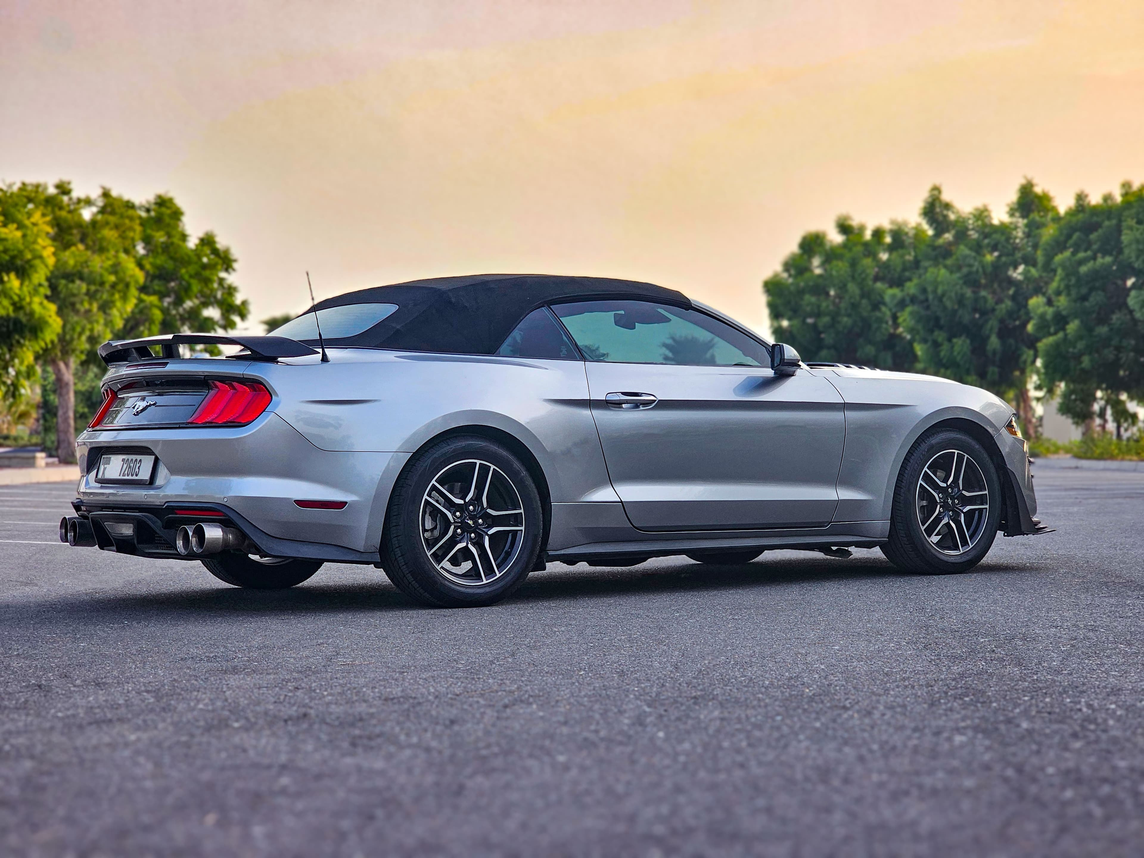 Ford Mustang 2022 - Image 2