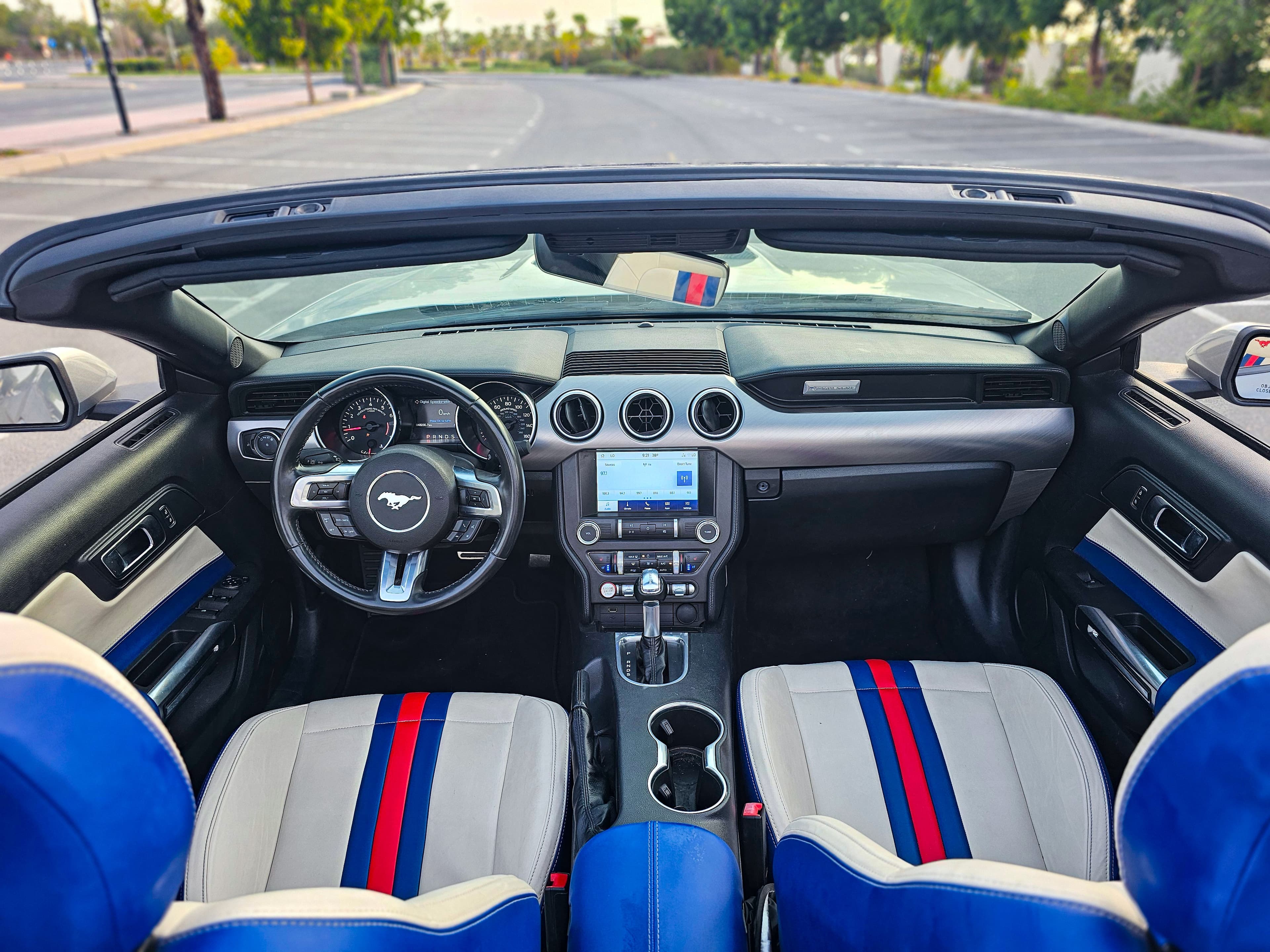 Ford Mustang 2022 - Image 6