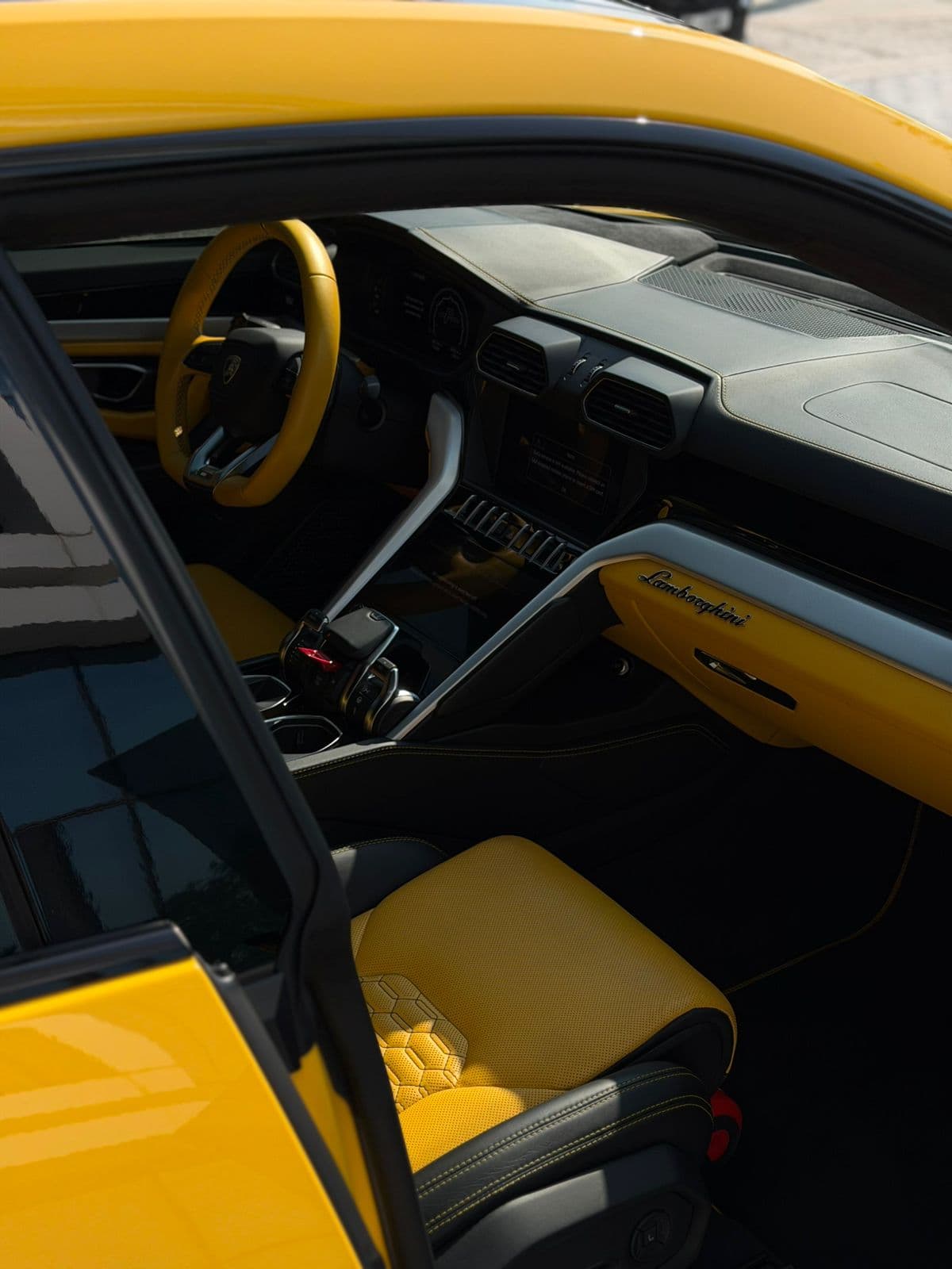 Lamborghini Urus 2025 - Image 7