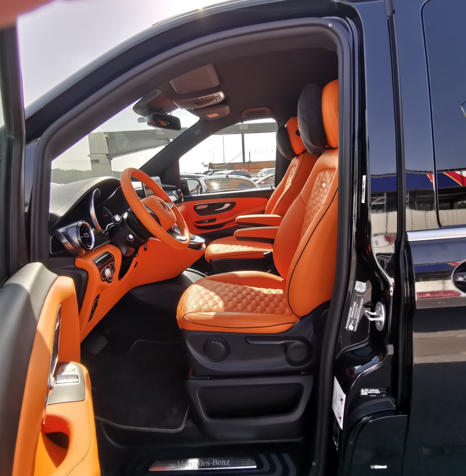 Mercedes-Benz Maybach V300 2023 - Image 4