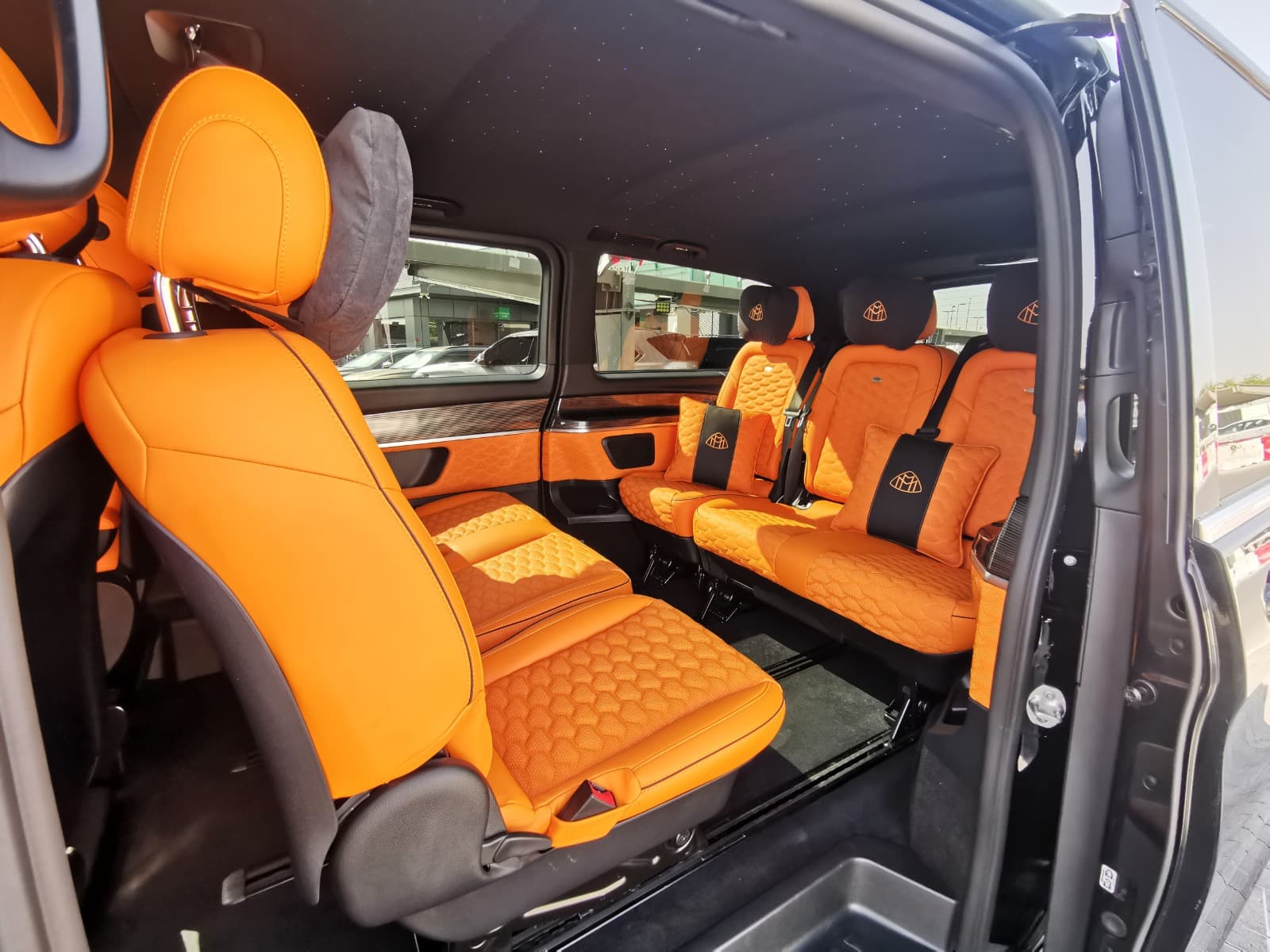 Mercedes-Benz Maybach V300 2023 - Image 5