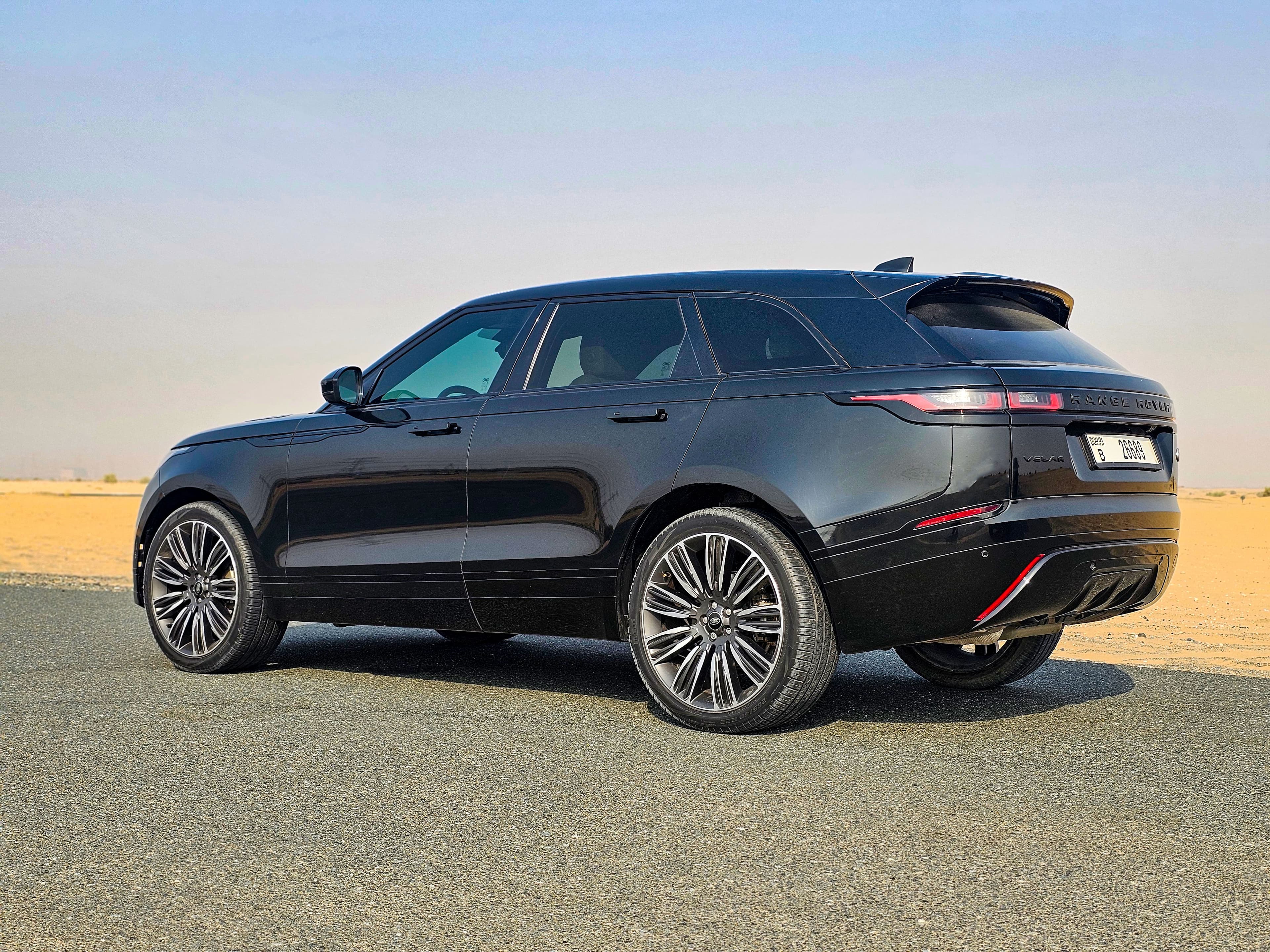 Range Rover Velar 2023 - Image 2