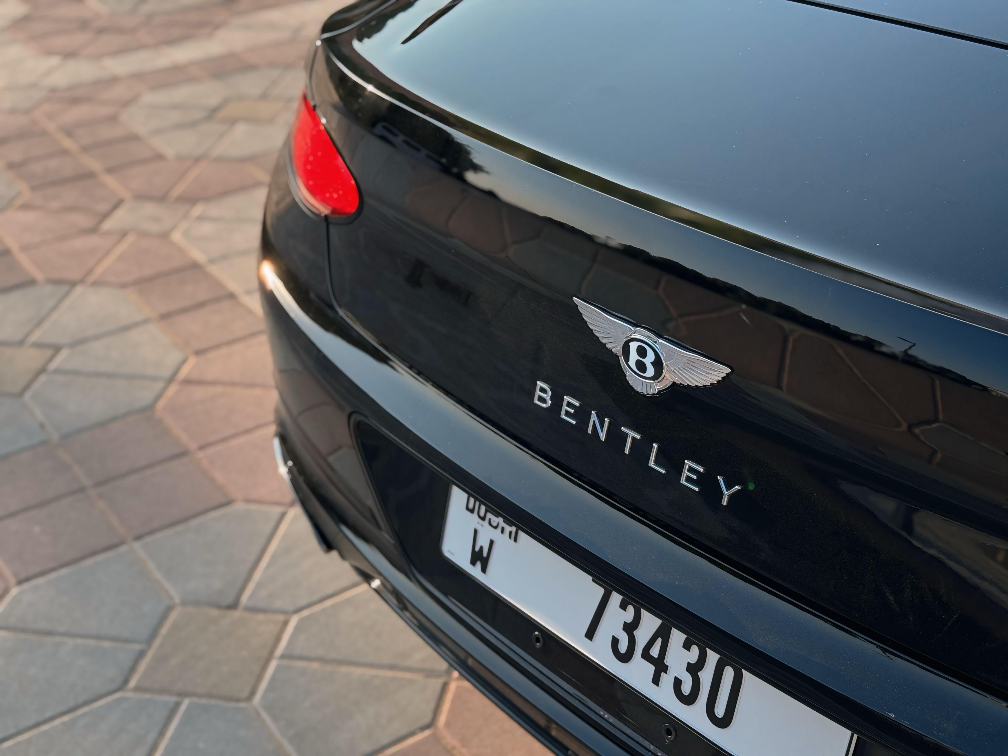 Bentley		  Continental GTC Speed V12 - Image 4